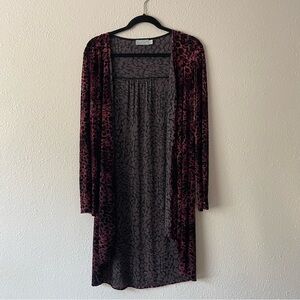 Veronica M women’s burgundy red velvet relaxed long cardigan, size small